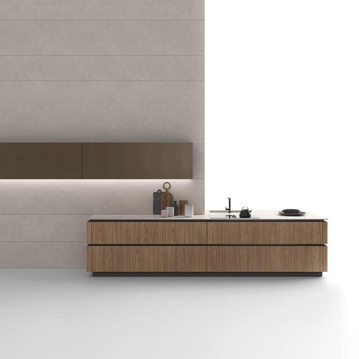 Cuisine contemporaine au design epure en effet bois noyer avec poignee a gorge Logica